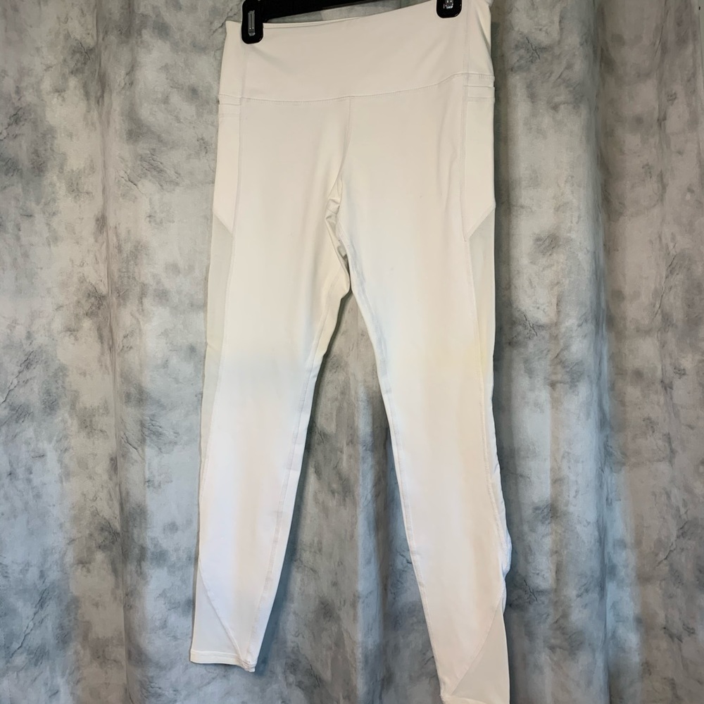 NWOT Onga Leggings
